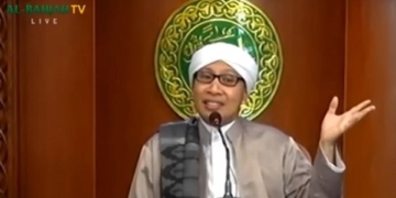 membaca-sholawat-demi-mengharap-dunia