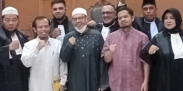 Sidang kasus Terorisme: Pengacara Tuntut Perkara Ustad Farid CS Harus Gugur Demi Hukum