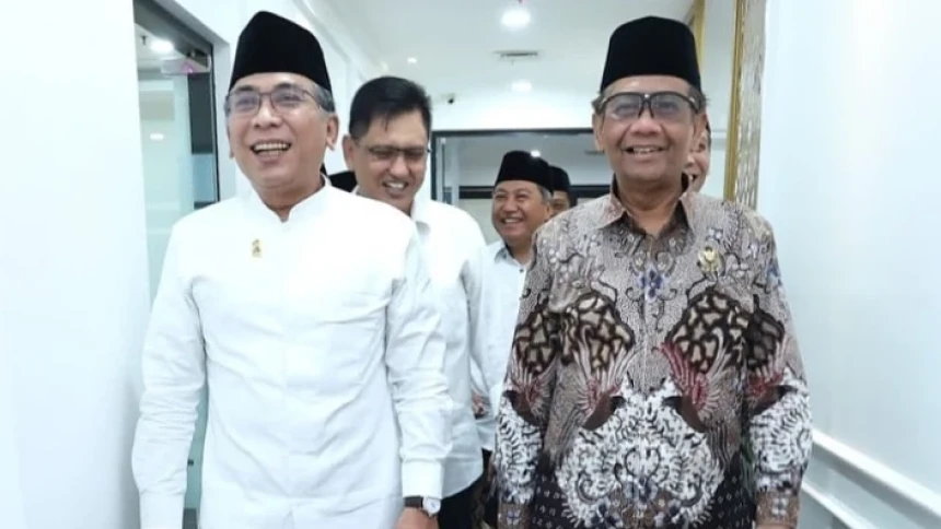 Humor: Status Mahfud MD