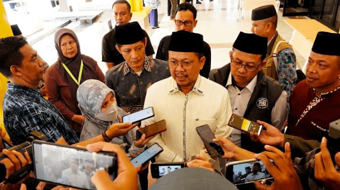 Viral Jemaah Haji 2023 Kelaparan saat Pesawat Delay, Kemenag Protes sampai Saudi Airlines Minta Maaf