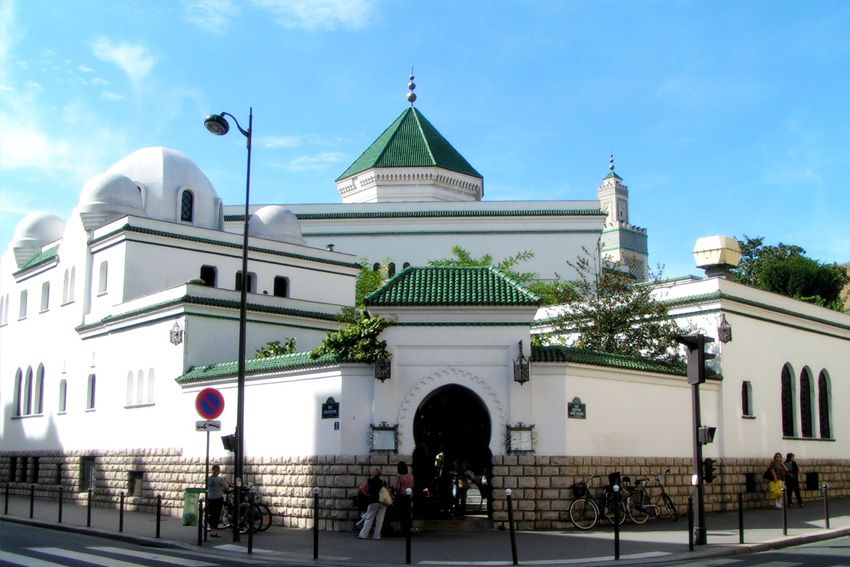 Arsitektur Masjid Perancis, Meriem Chabani: Gagal Mencerminkan Keragaman