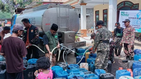 Gerak Cepat NU Peduli Pasuruan Salurkan 12 Ribu Liter Air Bersih kepada Masyarakat