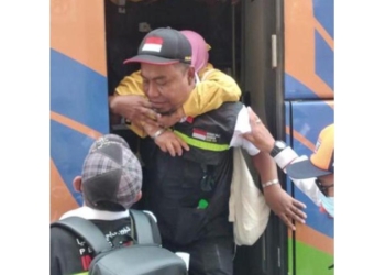 Inilah Mustiko, Petugas yang Seragamnya Basah Kena Pipis Jemaah Haji