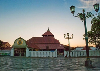 Jadwal Sholat untuk Yogyakarta dan Sekitarnya Jumat 23 Juni 2023/4 Zulhijjah 1444 H