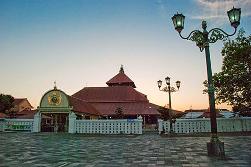 Jadwal Sholat untuk Yogyakarta dan Sekitarnya Jumat 30 Juni 2023/11 Dzulhijjah 1444 H