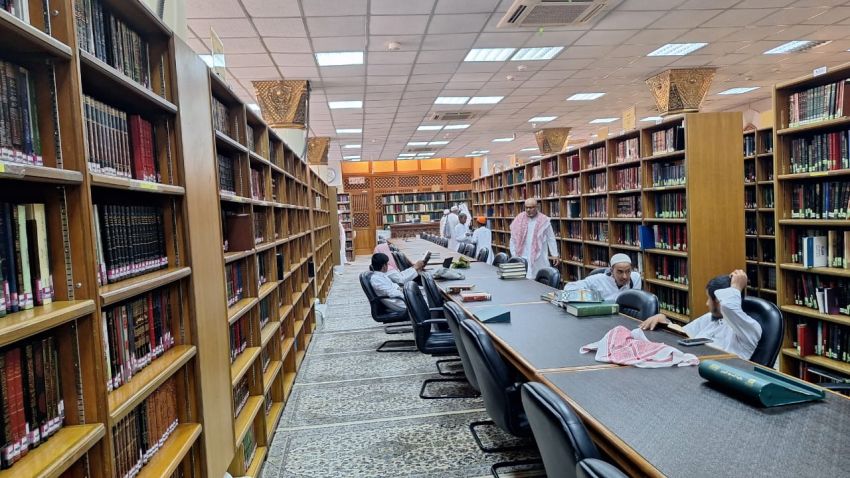 Melihat Perpustakaan Modern Masjid Nabawi, Simpan Buku Langka hingga Berbahasa Indonesia