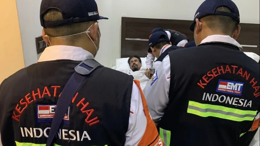 Mereka yang Bertumbangan Sepulang dari Masjid Nabawi