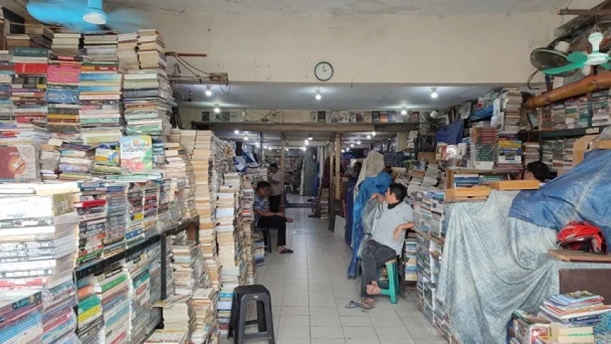 Potret Sentra Buku Legendaris Kwitang yang Kini Sepi Pengunjung