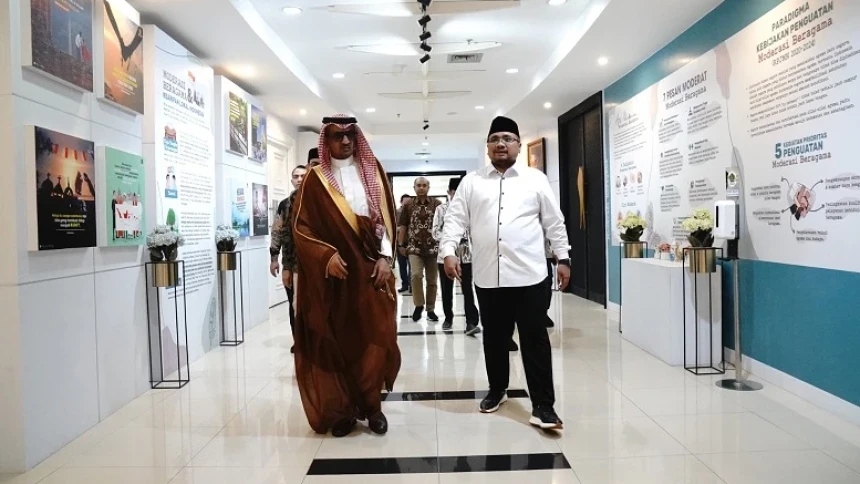 Saling Apresiasi soal Haji, Menag Yaqut dan Dubes Saudi Bahas Sinergi Industri Halal