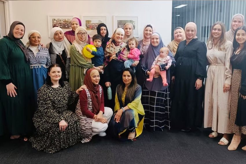 Kisah Para Mualaf Australia, Ada yang Dapat Hidayah setelah Datang ke Indonesia