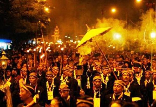 Tradisi Memperingati 1 Syuro di Pesantren, Salah Satunya Membuat Jimat