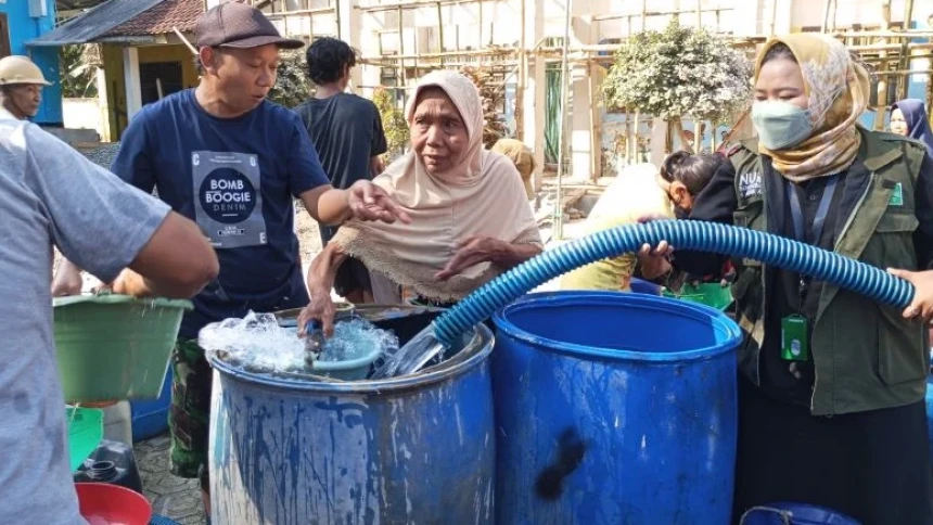 131,5 Ribu Liter Air Bersih Disalurkan LAZISNU CIlacap untuk Bantu Warga Terdampak Kekeringan | NU Online