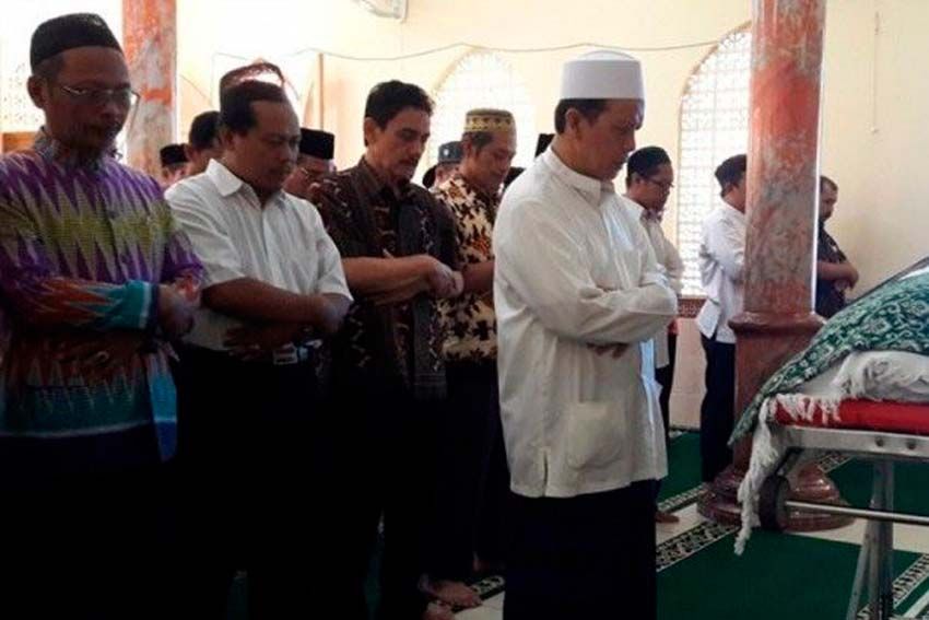 Bacaan Doa Salat Jenazah Perempuan Beserta Tata Caranya