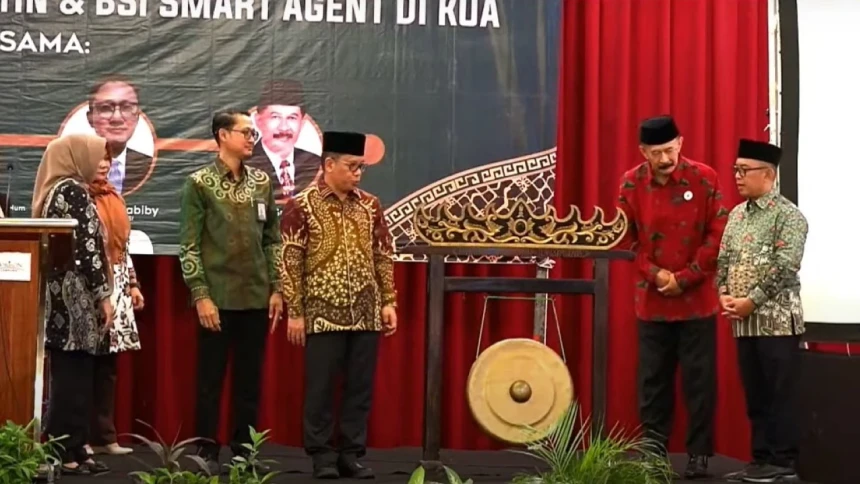 Berharap Cinta Abadi dengan Wakaf Tunai Calon Pengantin | NU Online