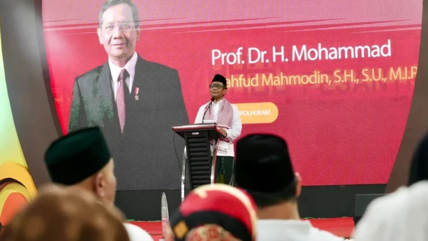 Di Buntet, Mahfud MD Sebut Peringatan Haul adalah Tradisi Asli Pesantren | NU Online