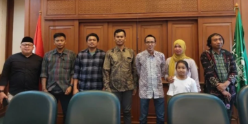 Dituduh Komunis, Keluarga Aktivis Lingkungan Budi Pego Minta Dukungan PBNU | NU Online