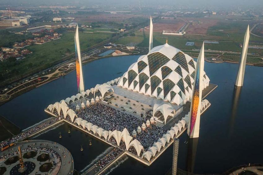 Jadwal Sholat Hari Ini Bandung, Jumat 4 Agustus 2023 Atau 17 Muharam 1445 H