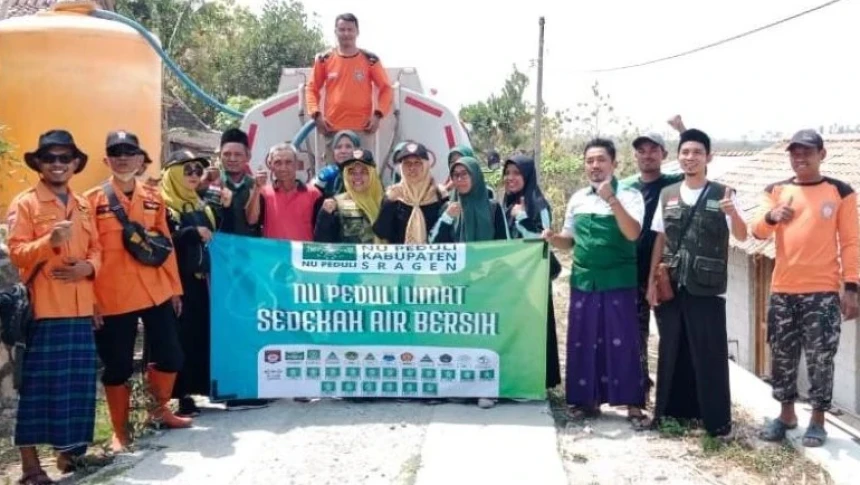 Kekeringan di Sragen, NU Peduli Salurkan 8 Ribu Liter Air Bersih untuk Warga di 6 Kecamatan | NU Online