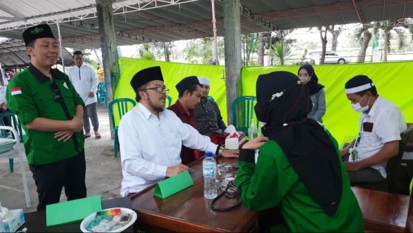 Klinik NU Situbondo Rayakan HUT Ke-78 RI dengan Memberikan Layanan Kesehatan Gratis | NU Online