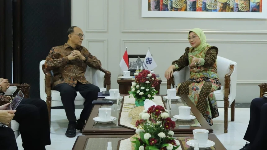 Pengembangan SDM Berkarakter Jadi Tantangan Bangsa di Era Digital | NU Online