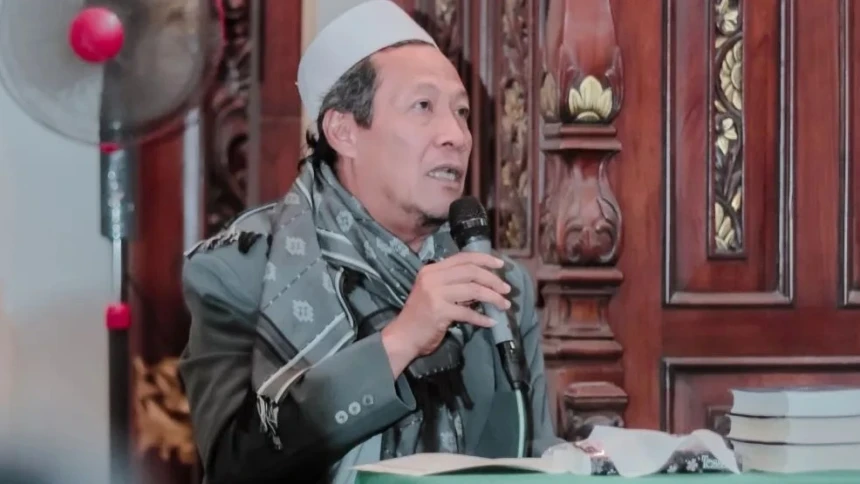 Peringati Haul Mbah Dimyathi, Pengasuh Pesantren Tremas KH Fuad Ajak Santri Teladani Kiprahnya | NU Online