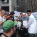 Saat Jumat Berbagi LAZISNU Menyapa Jamaah Masjid An-Nahdlah PWNU DKI | NU Online