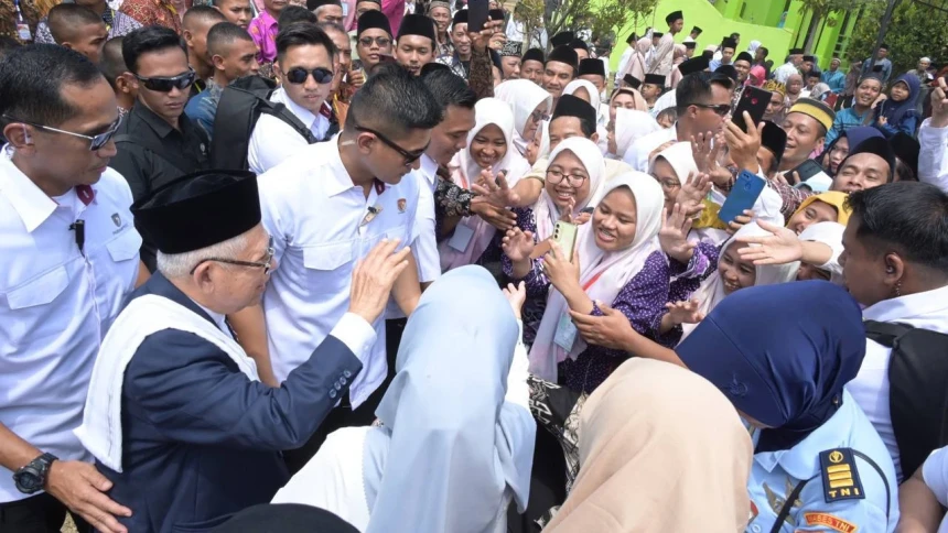 Wapres Minta Pesantren Lahirkan Mujahid Perekonomian Umat | NU Online