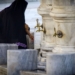 Bingung Berwudu di Tempat Umum? Begini Tata Caranya untuk Muslimah Berhijab