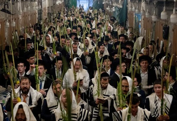 Ideologi Sesat Zionisme: Rabbi Mampu Kalahkan Yahweh saat Berdebat