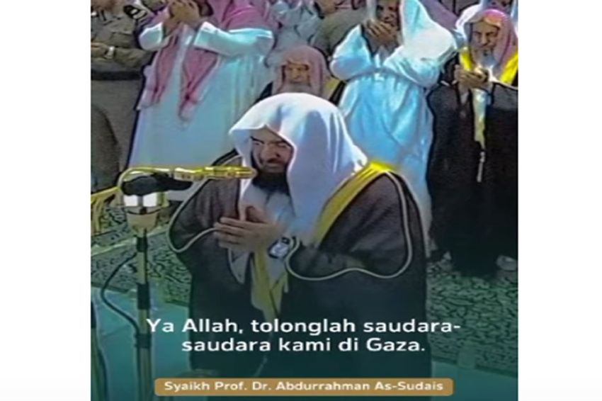 Syaikh Abdurrahman As-Sudais Doakan Palestina dari Masjidil Haram Makkah