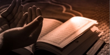 Hadis Arbain: Allah Mahabaik dan Hanya Menerima yang Baik