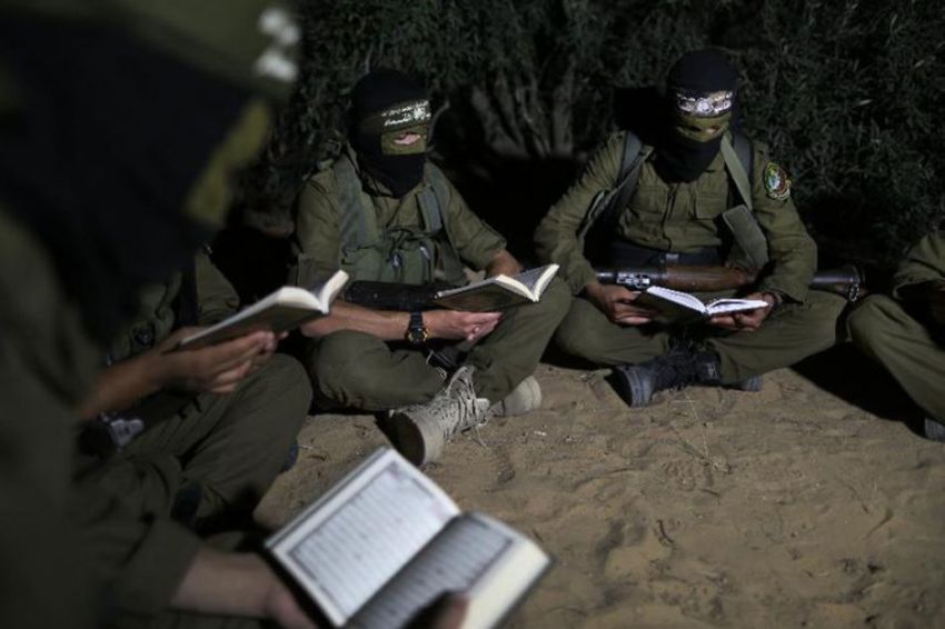 Hamas Telah Meluluskan Puluhan Ribu Anak Palestina Hafal Al-Qur’an