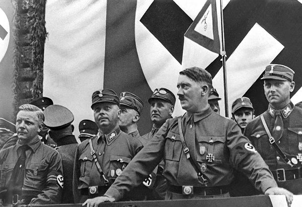 Nazisme Produk Zionis yang Menggerakkan Senjata Jerman dan Sekutunya pada Perang Dunia