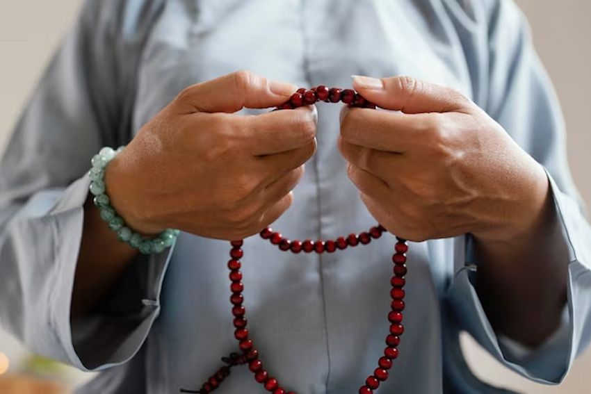 Teks Selawat Nariyah, Arab Latin dan Artinya