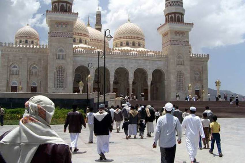 Doa Masuk Masjid dan Larangan Tergesa-gesa Ketika Memasukinya