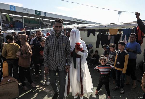 Kisah Mahmoud dan Shaima: Merayaan Perkawinan di Kamp Gaza