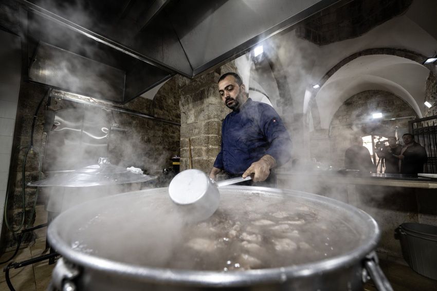 Penginapan di Yerusalem Ini Menyediakan Makan Berbuka Gratis Sejak Era Ottoman