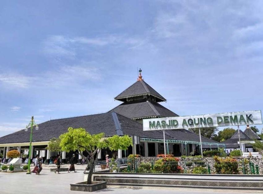 Jadwal Imsakiyah Semarang, 8 April 2024/ 28 Ramadan 1445 H