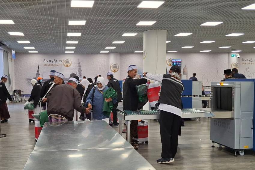 Awas! Jemaah Haji Jangan Bawa Rokok Berlebih ke Tanah Suci, Bisa Dibongkar dan Kena Denda