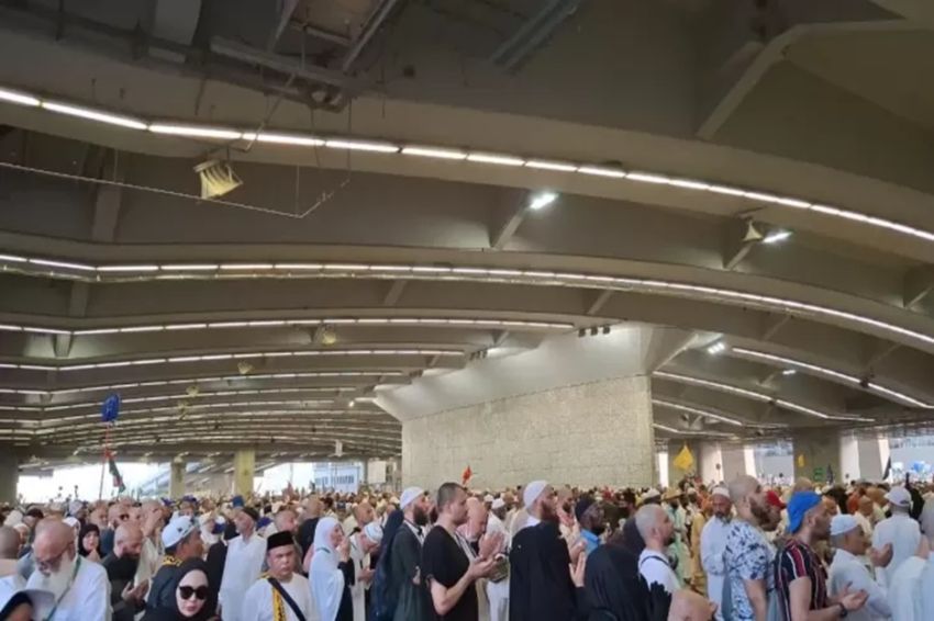 Hari Ini, Jemaah Nafar Awal Tinggalkan Mina Sebelum Matahari Terbenam