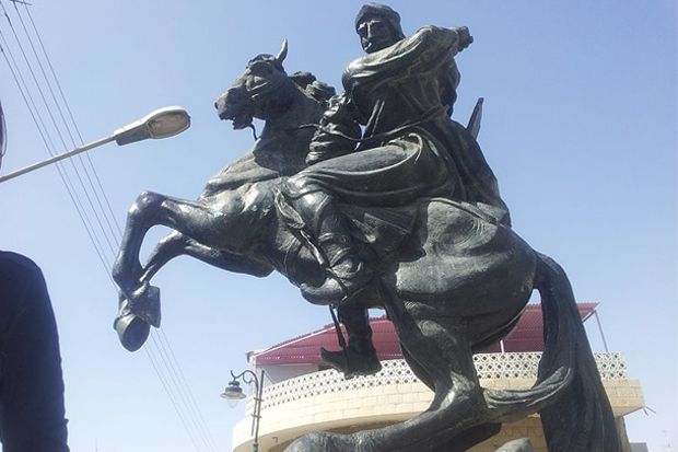 Mengabadikan Orang Besar: Ini Mengapa Tak Ada Patung Nabi dan Khulafaur Rasyidin