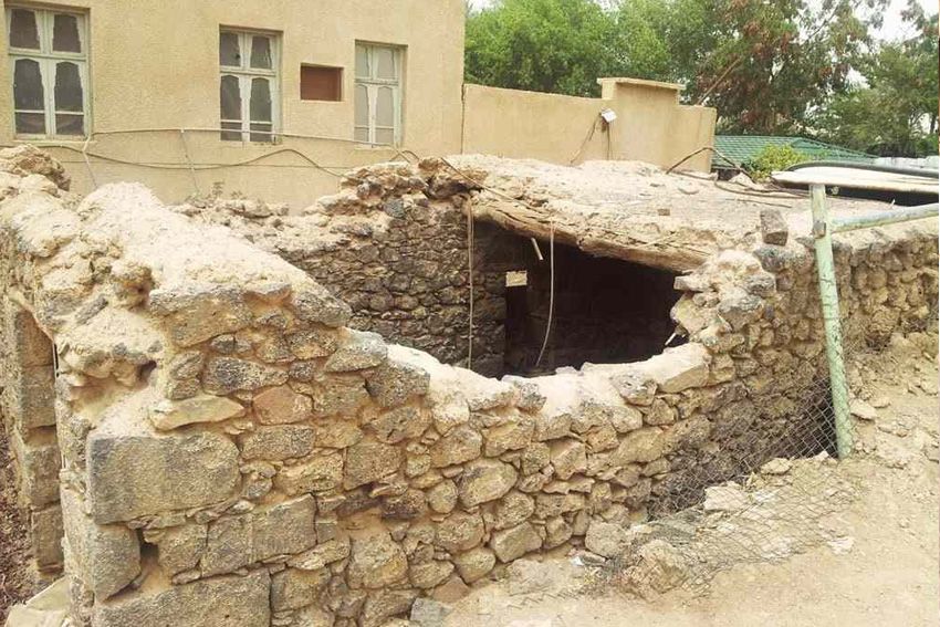 Kisah Kedermawanan Utsman bin Affan: Ketika Seorang Yahudi Terpaksa Menjual Sumurnya