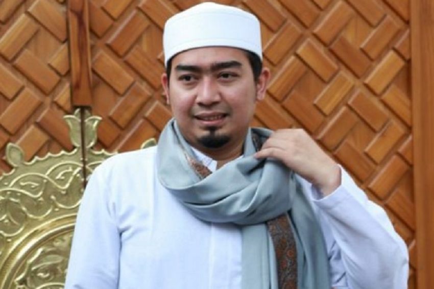 Profil dan Biodata Ustaz Solmed, Pendakwah yang Suka Pamer Gaya Hidup Mewah