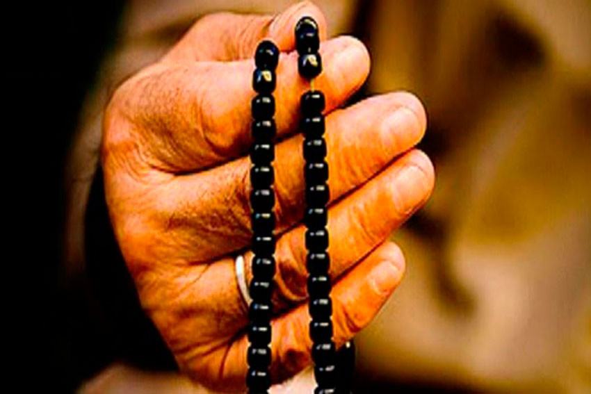 Mengapa Manusia Dianjurkan Selalu Berzikir? Begini Pengaruhnya Bagi Kehidupan  – Portal Islam