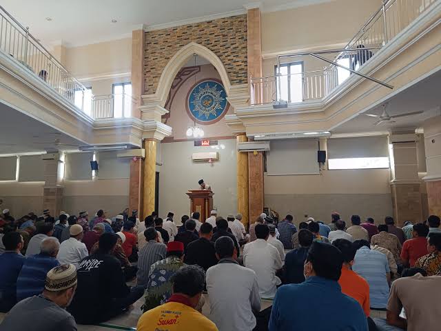 Seluruh Masjid Muhammadiyah di Surabaya Serentak Angkat Tema Palestina dalam Khutbah Jumat  – Portal Berita Islam