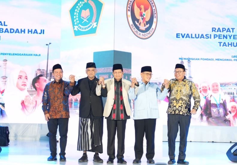 75 Tahun Kelola Haji, Saatnya Dialihkan ke BP Haji  – Portal Islam
