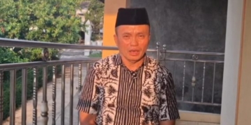 KH Mubarok, Tokoh NU Solo Raya, Mendesak Kapolri Segera Proses Bahar Smith dan Pelaku Penganiayaan Banser – Polemik Nasab Habib