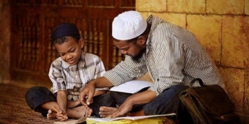 Tak Hanya Harta, Ini 3 Bentuk Sedekah dengan Pahala Besar  – Portal Islam