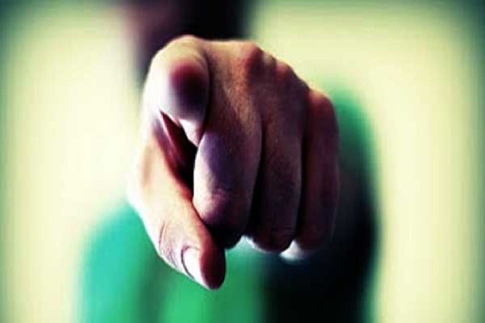 Bahaya Berburuk Sangka (Suuzan) yang Wajib Diketahui Kaum Muslim  – Portal Islam