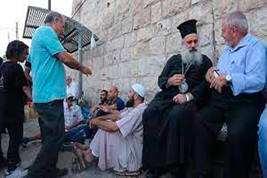 Toleransi Antarumat Beragama dalam Islam, Simak Penjelasannya!  – Portal Islam